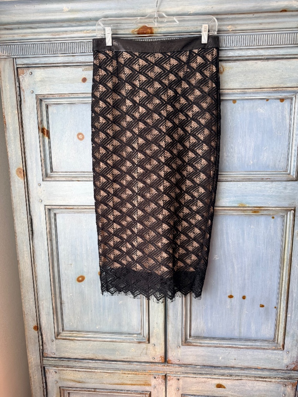 Jenni Kayne Lace Straight Midi Skirt With A Leather Trim Size 6